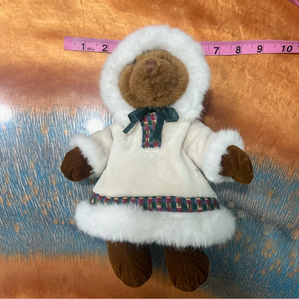 Russ Berrie Mittens Eskimo Brown Bear in Parka